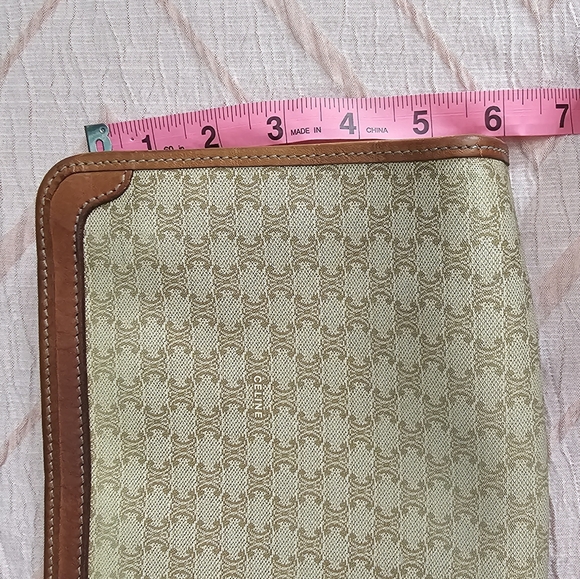 VINTAGE Celine Macadamia Clutch - Picture 2 of 13